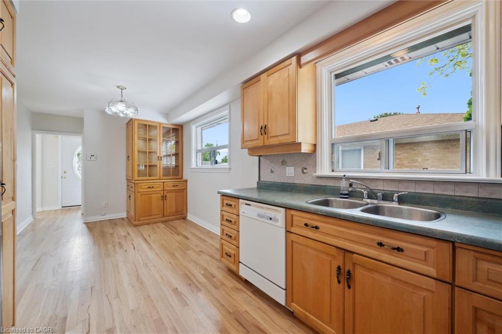 2237 Joyce Street, Burlington, ON - Indoor Photo Showing Kitchen With Double Sink
