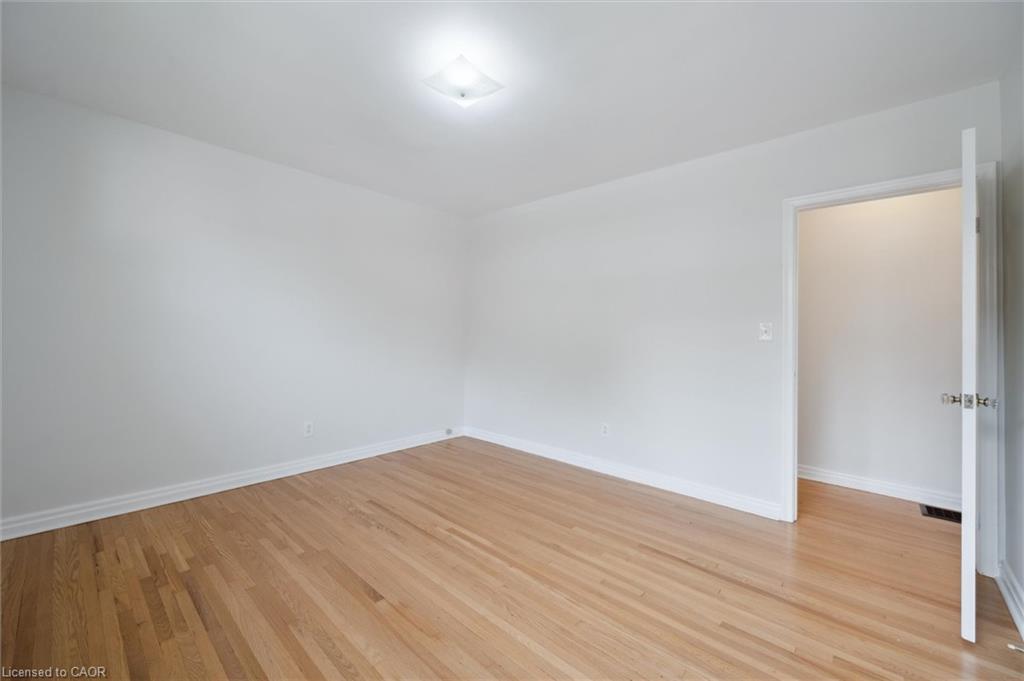 2237 Joyce Street, Burlington, ON - Indoor Photo Showing Other Room