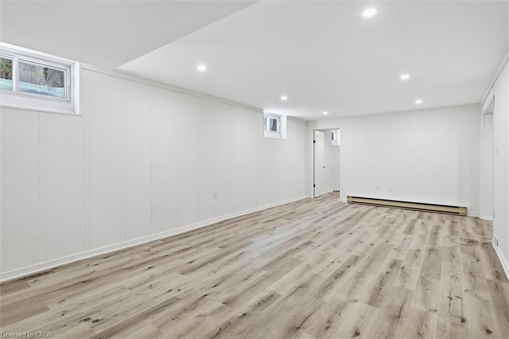 2237 Joyce Street, Burlington, ON - Indoor