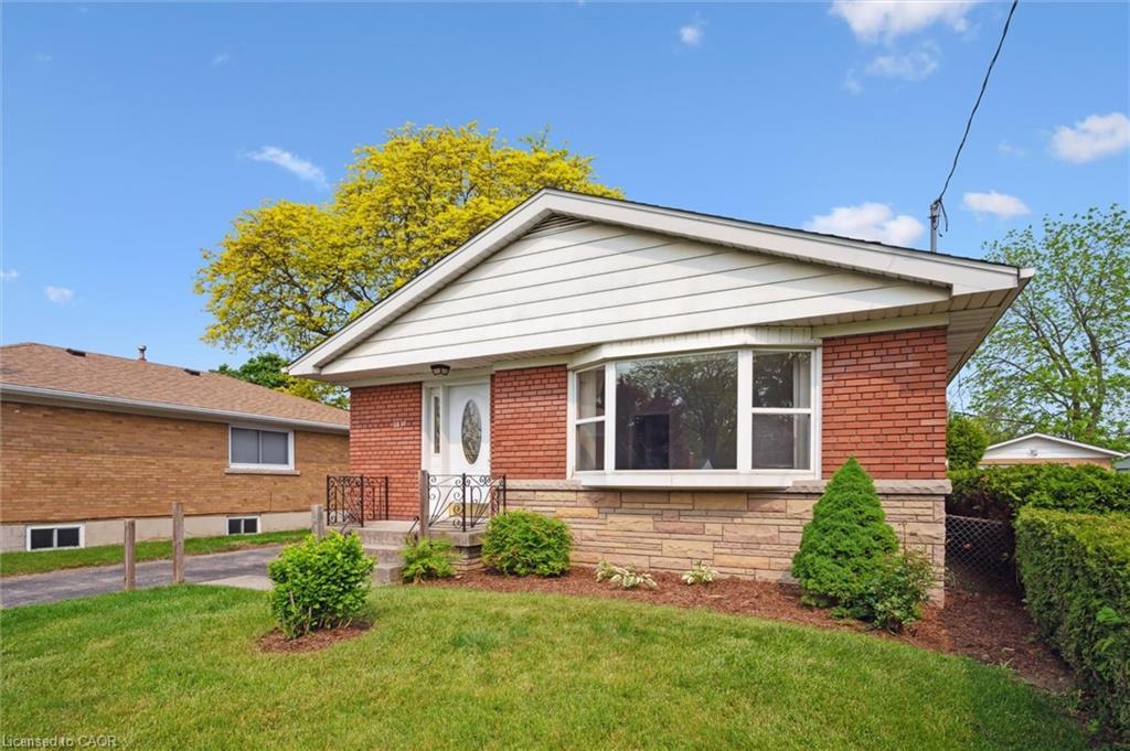 2237 Joyce Street, Burlington, ON - Outdoor