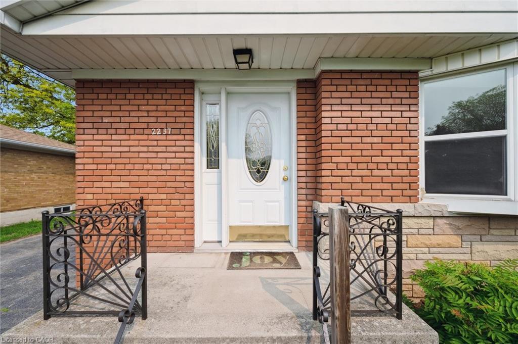 2237 Joyce Street, Burlington, ON - Outdoor With Deck Patio Veranda With Exterior