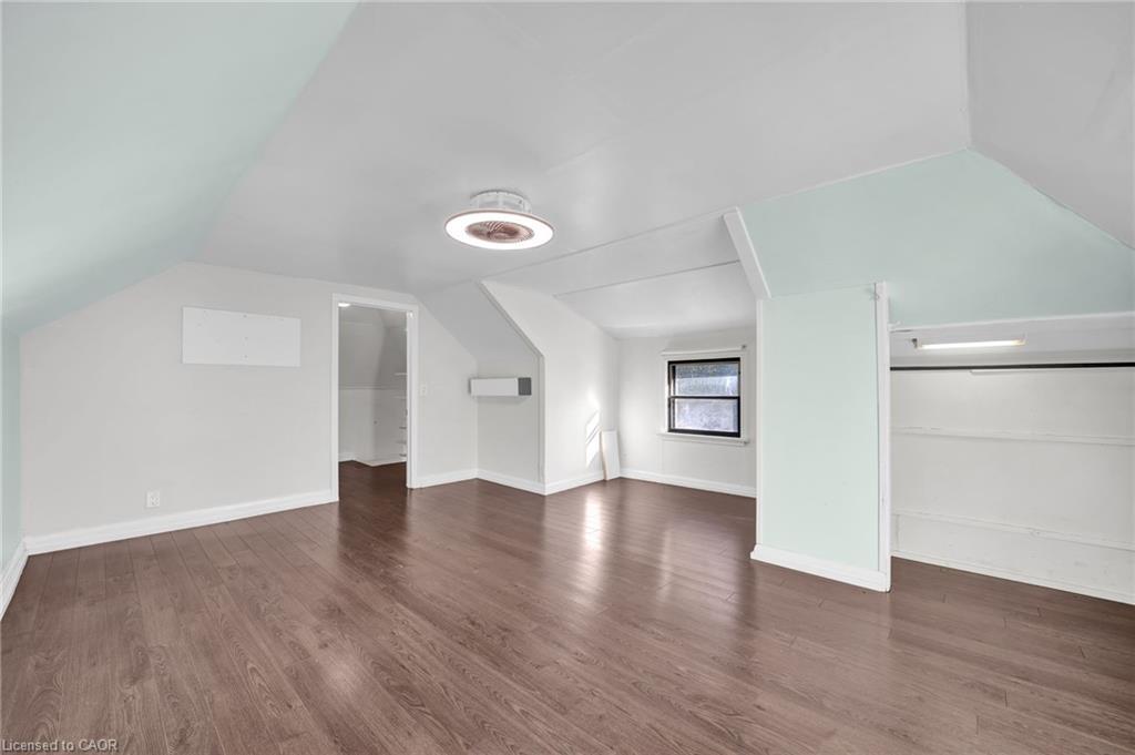 153 Clarence Street, Vaughan, ON - Indoor Photo Showing Other Room