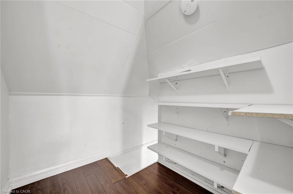 153 Clarence Street, Vaughan, ON - Indoor With Storage