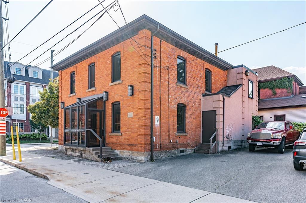 120 Catharine Street S, Hamilton, ON