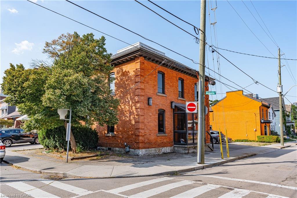 120 Catharine Street S, Hamilton, ON