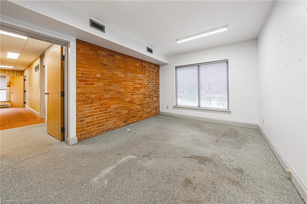 120 Catharine Street S, Hamilton, ON