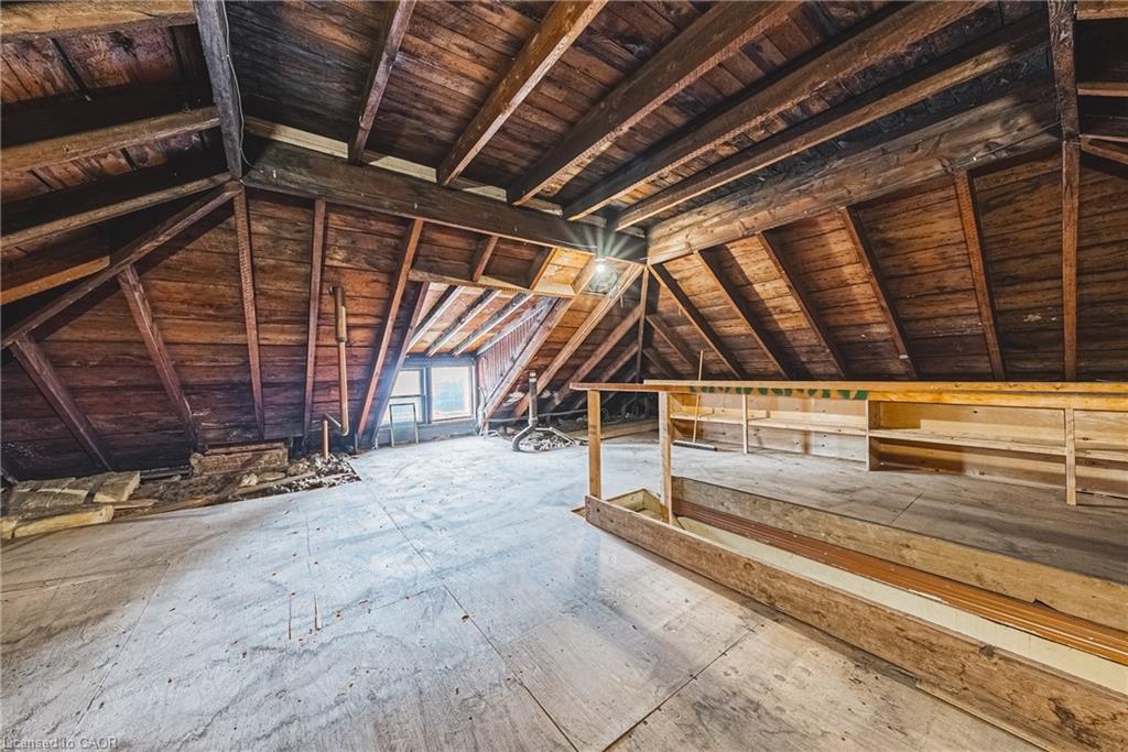 120 Catharine Street S, Hamilton, ON