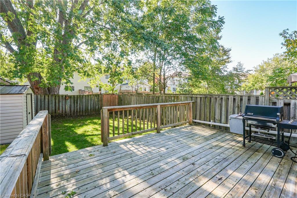 15 Hedgelawn Drive, Grimsby, ON - Outdoor With Deck Patio Veranda