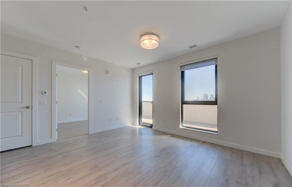 1612-181 King Street S, Waterloo, ON - Indoor Photo Showing Other Room