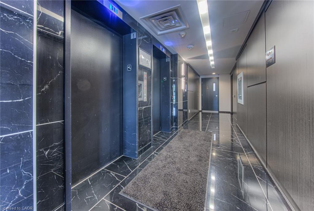 1612-181 King Street S, Waterloo, ON - Indoor Photo Showing Other Room