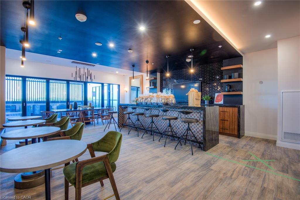 1612-181 King Street S, Waterloo, ON - Indoor