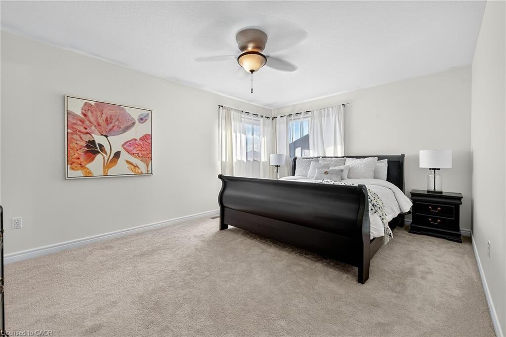 133 Eringate Drive, Stoney Creek, ON - Indoor Photo Showing Bedroom