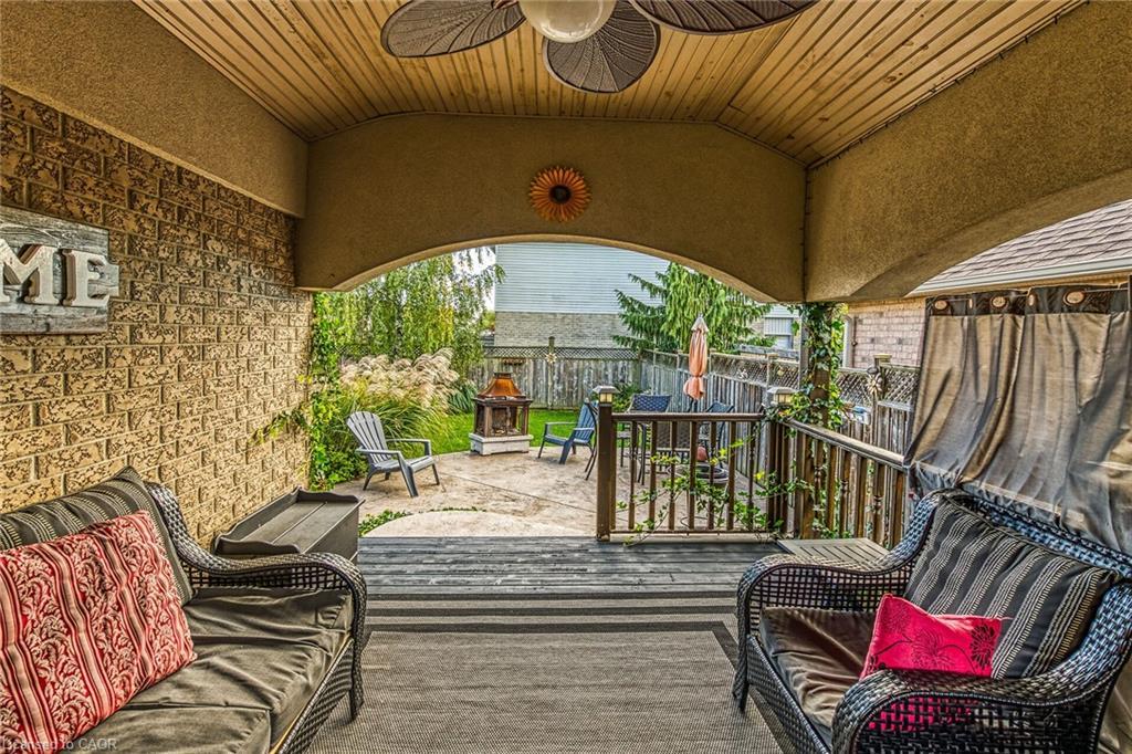 133 Eringate Drive, Stoney Creek, ON - Outdoor With Deck Patio Veranda With Exterior