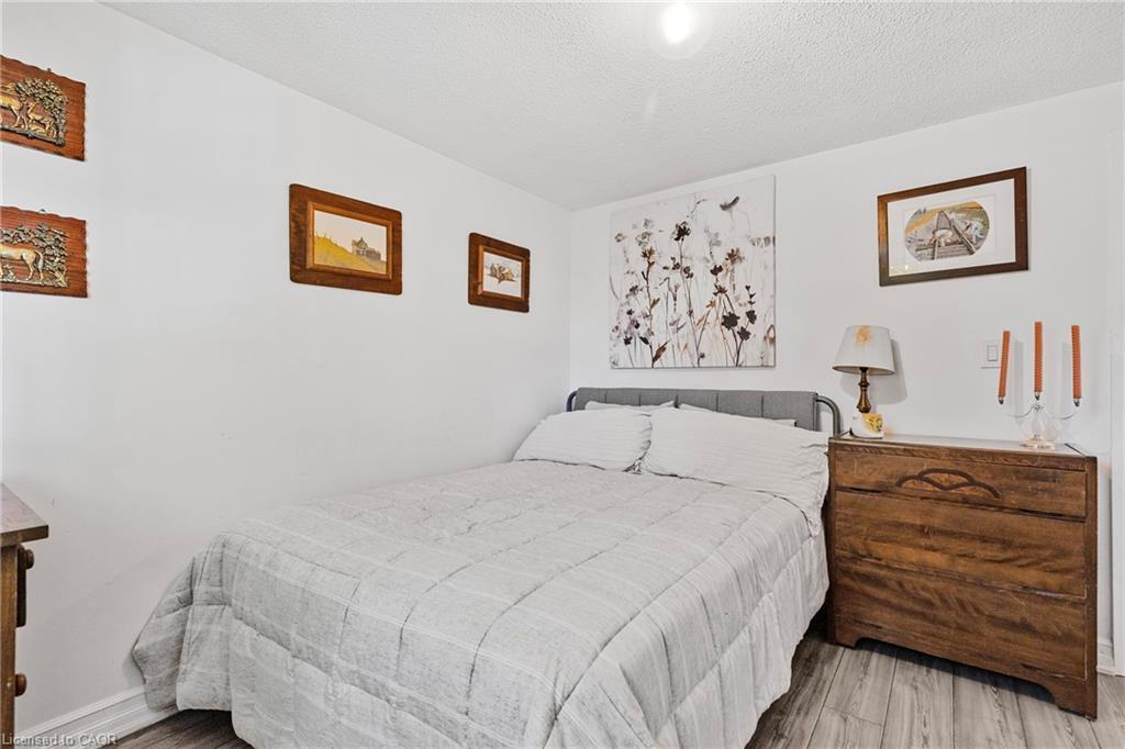 117 Graystone Crescent, Welland, ON - Indoor Photo Showing Bedroom