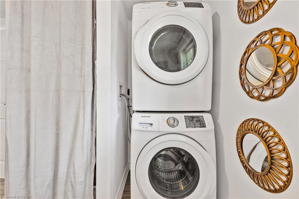 117 Graystone Crescent, Welland, ON - Indoor Photo Showing Laundry Room