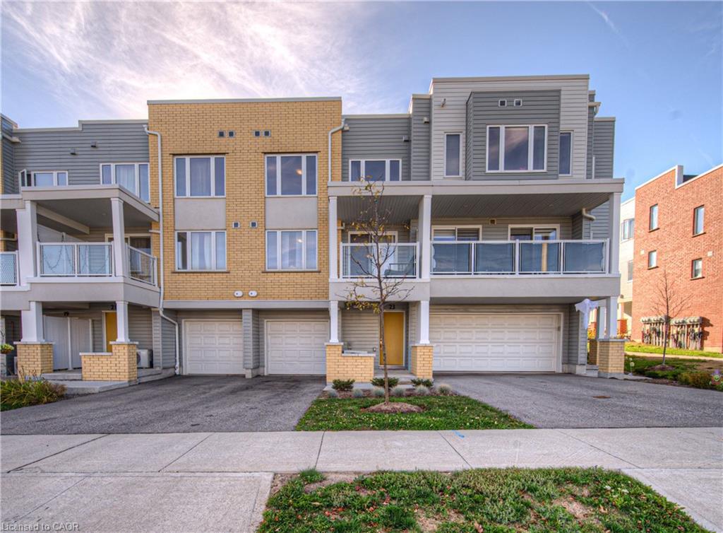 23 Valencia Avenue, Kitchener, ON - Outdoor With Balcony With Facade