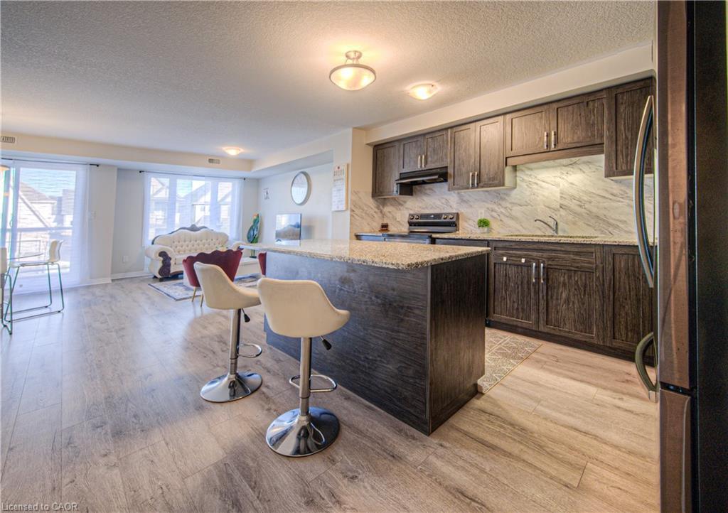 23 Valencia Avenue, Kitchener, ON - Indoor