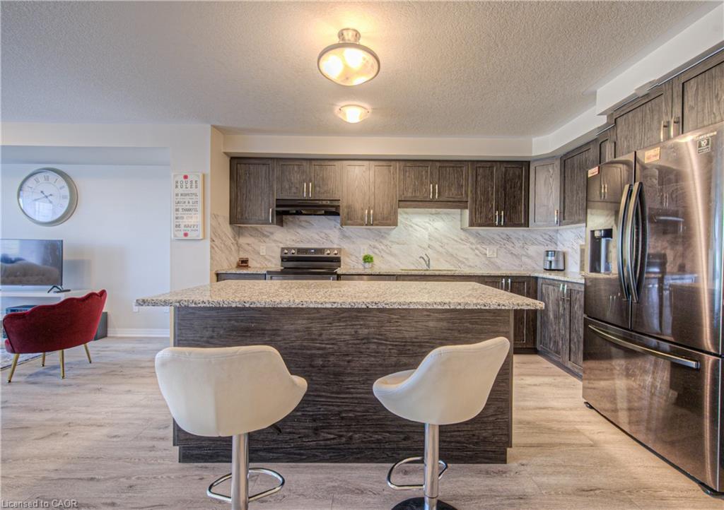 23 Valencia Avenue, Kitchener, ON - Indoor Photo Showing Kitchen With Stainless Steel Kitchen With Upgraded Kitchen