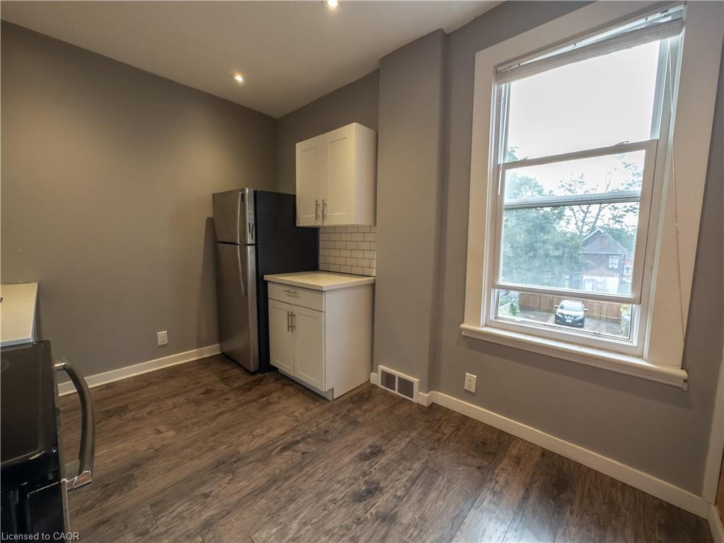 163 Emerald Street N, Hamilton, ON - Indoor