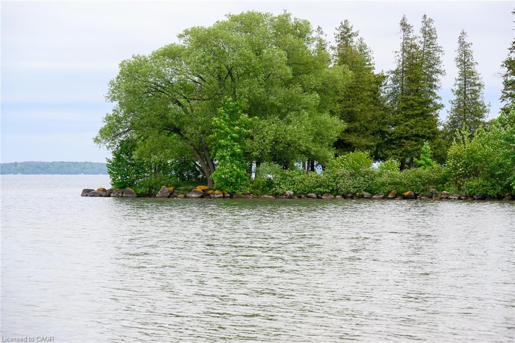 726 Hastings Avenue, Innisfil, ON