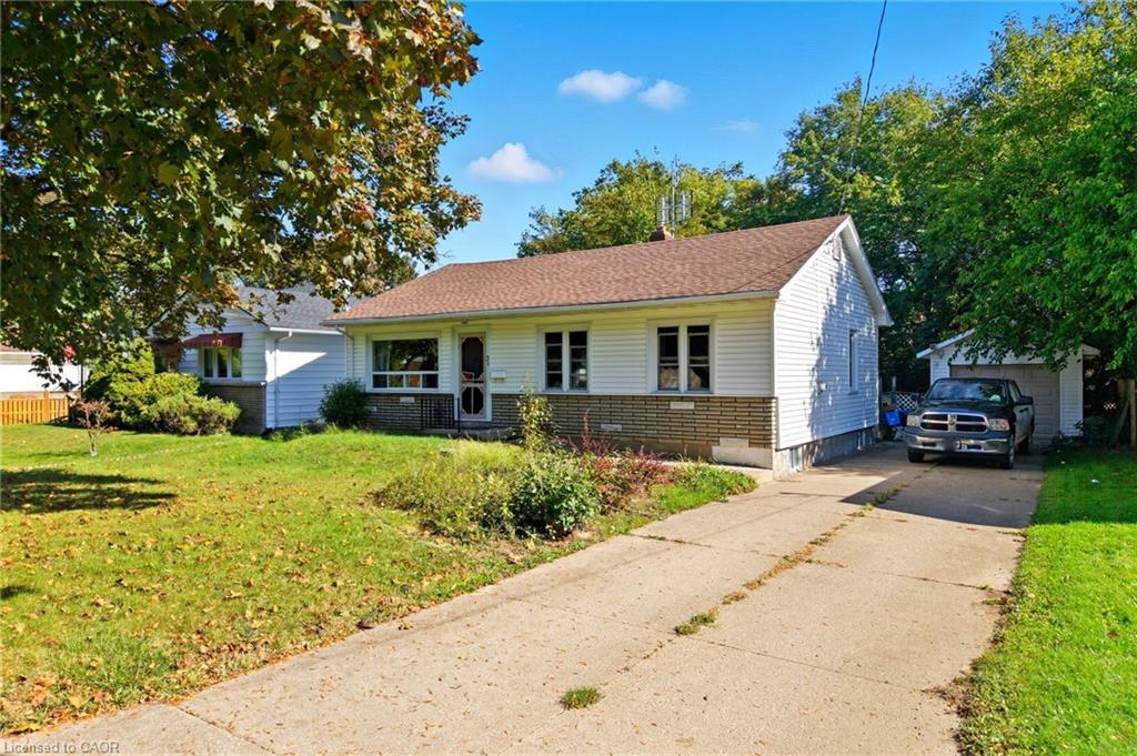 36 Woodelm Drive, St. Catharines, ON - Outdoor