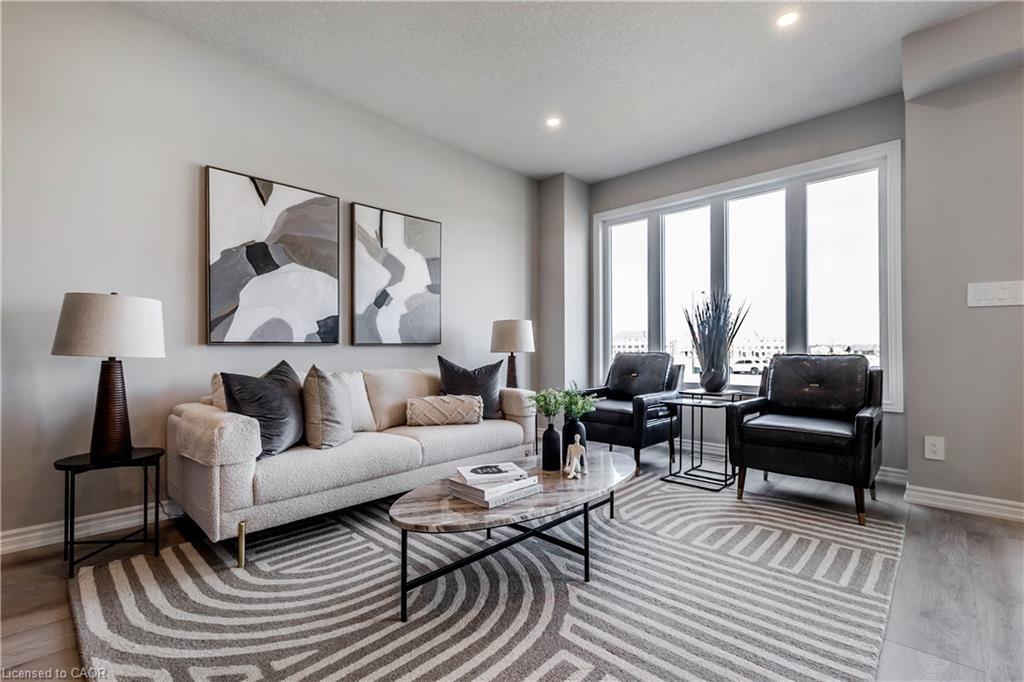 119 Langridge Way, Cambridge, ON - Indoor Photo Showing Living Room