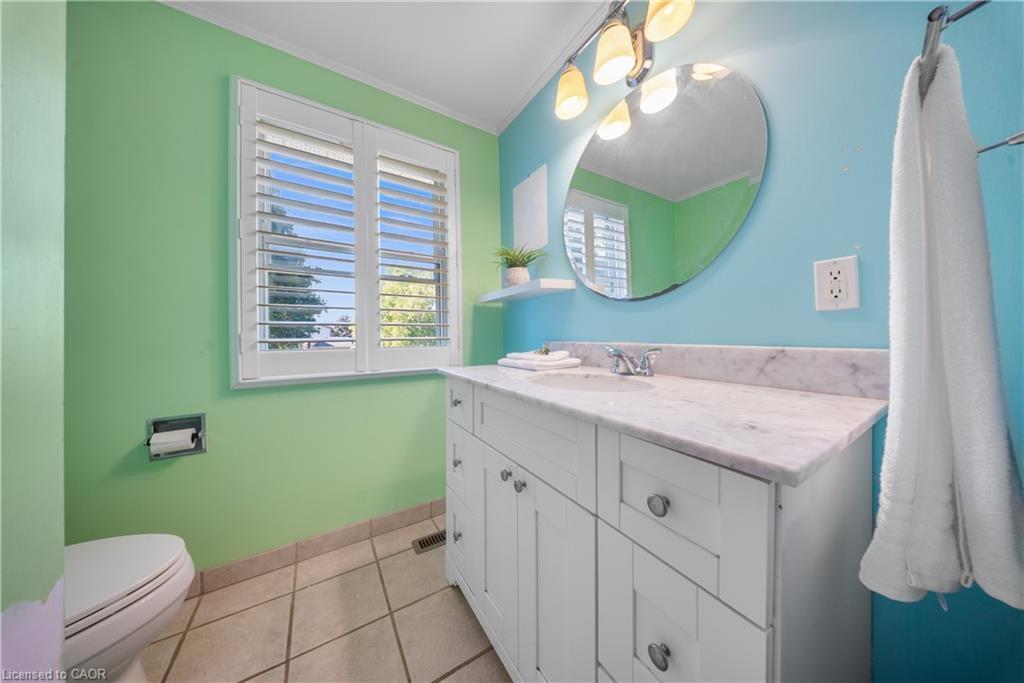 54 Pathfinder Crescent, Kitchener, ON - Indoor Photo Showing Bathroom