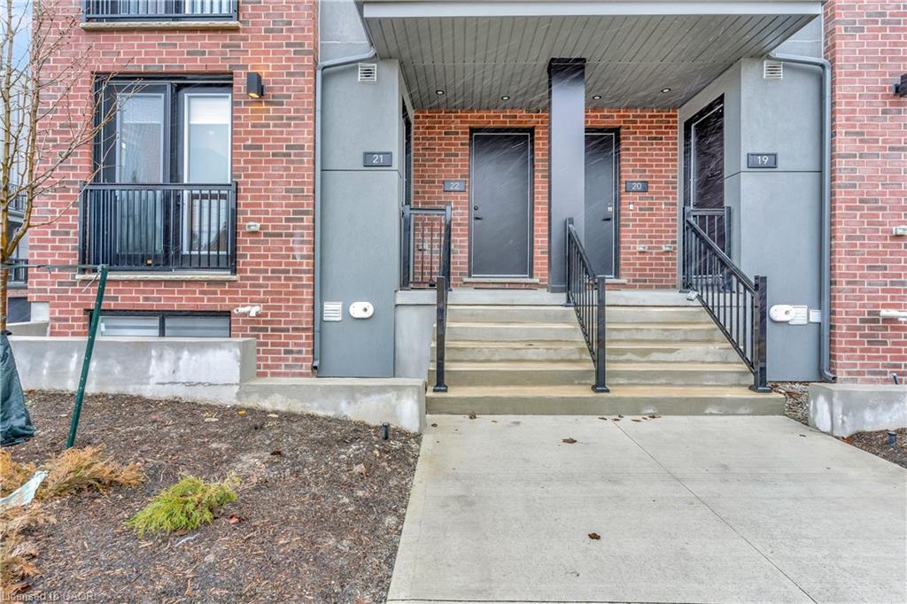 21-99 Roger Street, Waterloo, ON - Outdoor