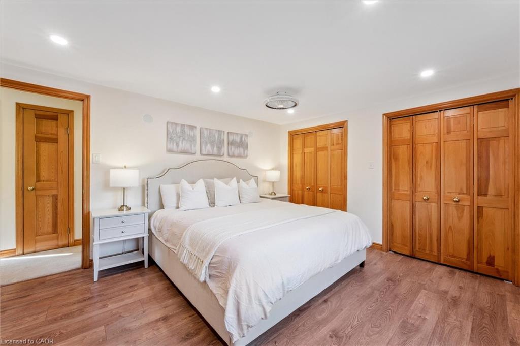 53 Hincks Street, New Hamburg, ON - Indoor Photo Showing Bedroom