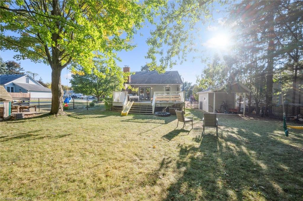 53 Hincks Street, New Hamburg, ON - Outdoor