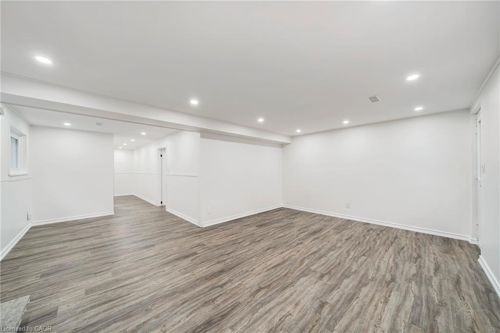 15 Heritage Court, St. Catharines, ON - Indoor