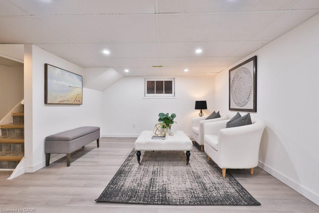 43 Grandview Drive, St. Catharines, ON - Indoor