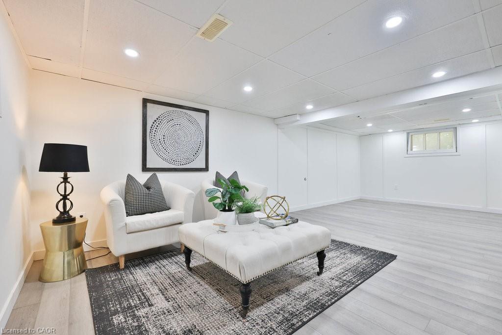 43 Grandview Drive, St. Catharines, ON - Indoor