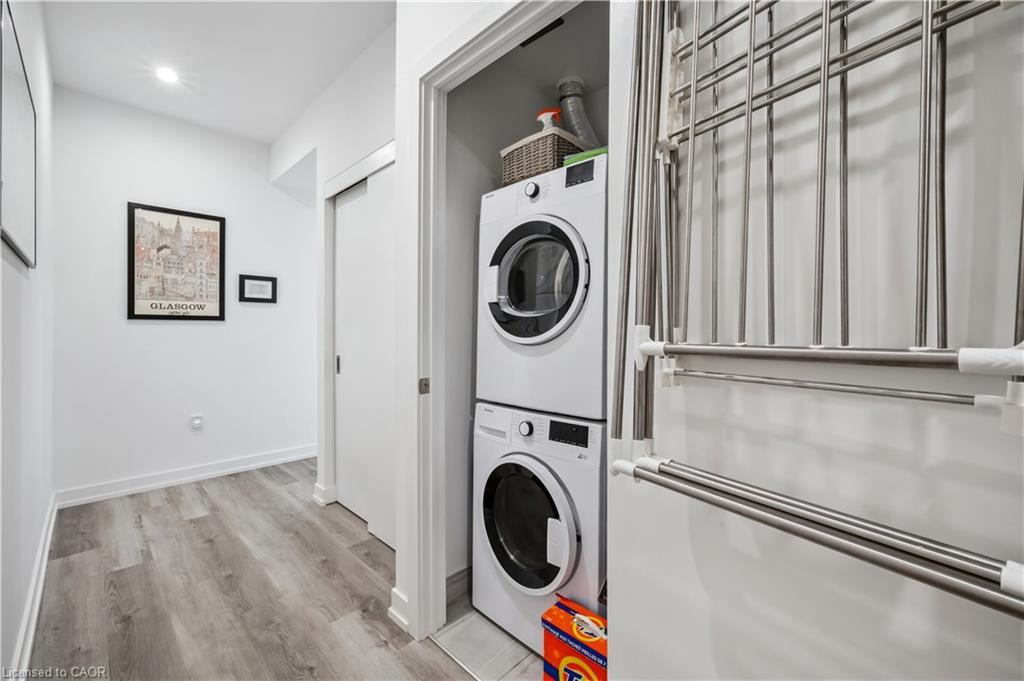 909-15 Wellington Street S, Kitchener, ON - Indoor Photo Showing Laundry Room