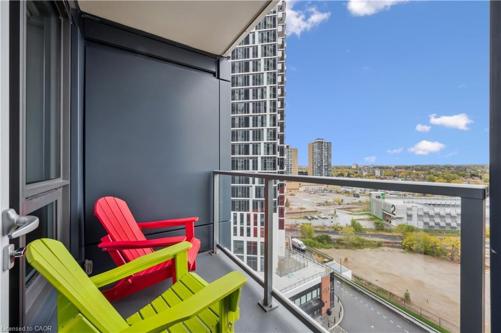 909-15 Wellington Street S, Kitchener, ON - Outdoor With Balcony With Exterior