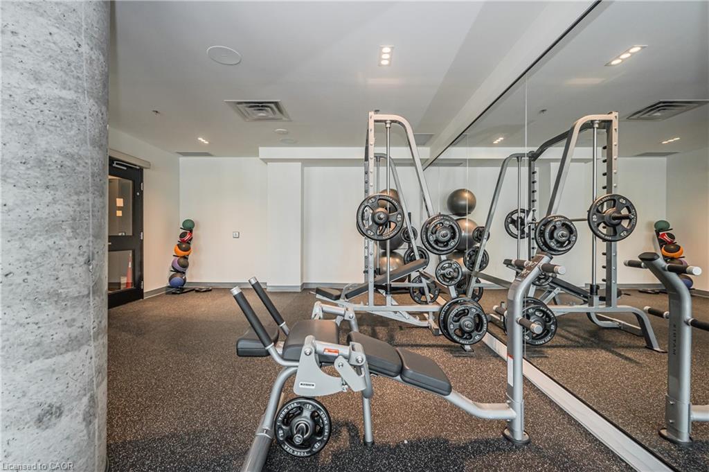 909-15 Wellington Street S, Kitchener, ON - Indoor Photo Showing Gym Room