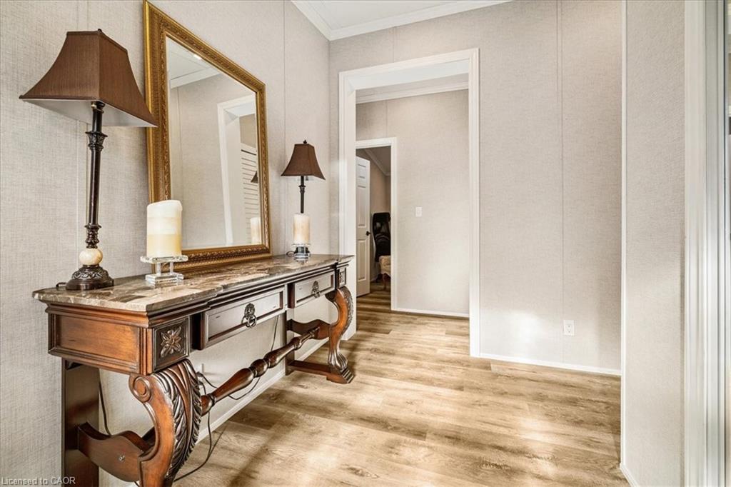 37 Ash-4449 Milburough Line, Burlington, ON - Indoor Photo Showing Other Room