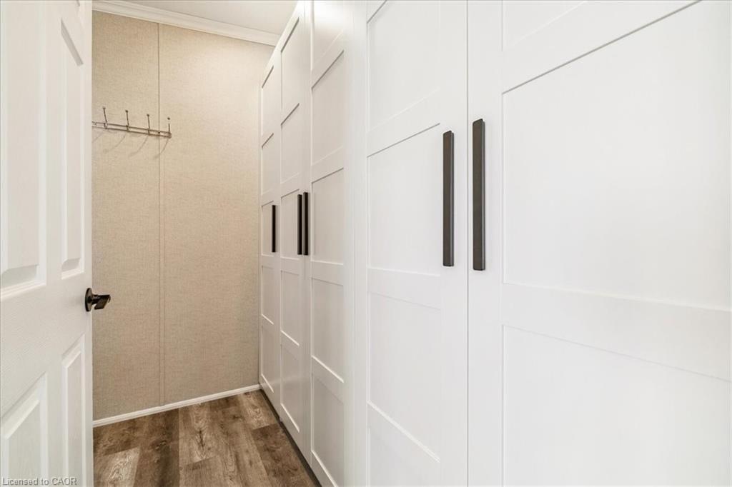 37 Ash-4449 Milburough Line, Burlington, ON - Indoor Photo Showing Other Room