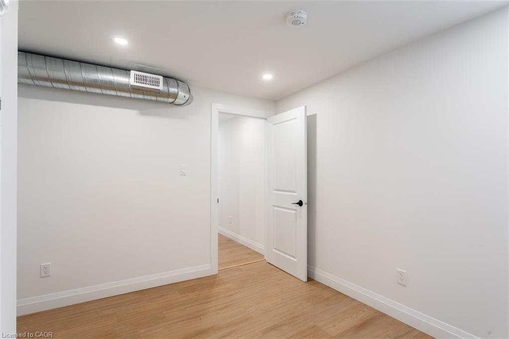 4-113 Catharine Street N, Hamilton, ON - Indoor Photo Showing Other Room