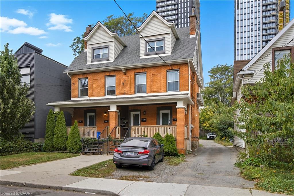 4-113 Catharine Street N, Hamilton, ON - Outdoor With Facade