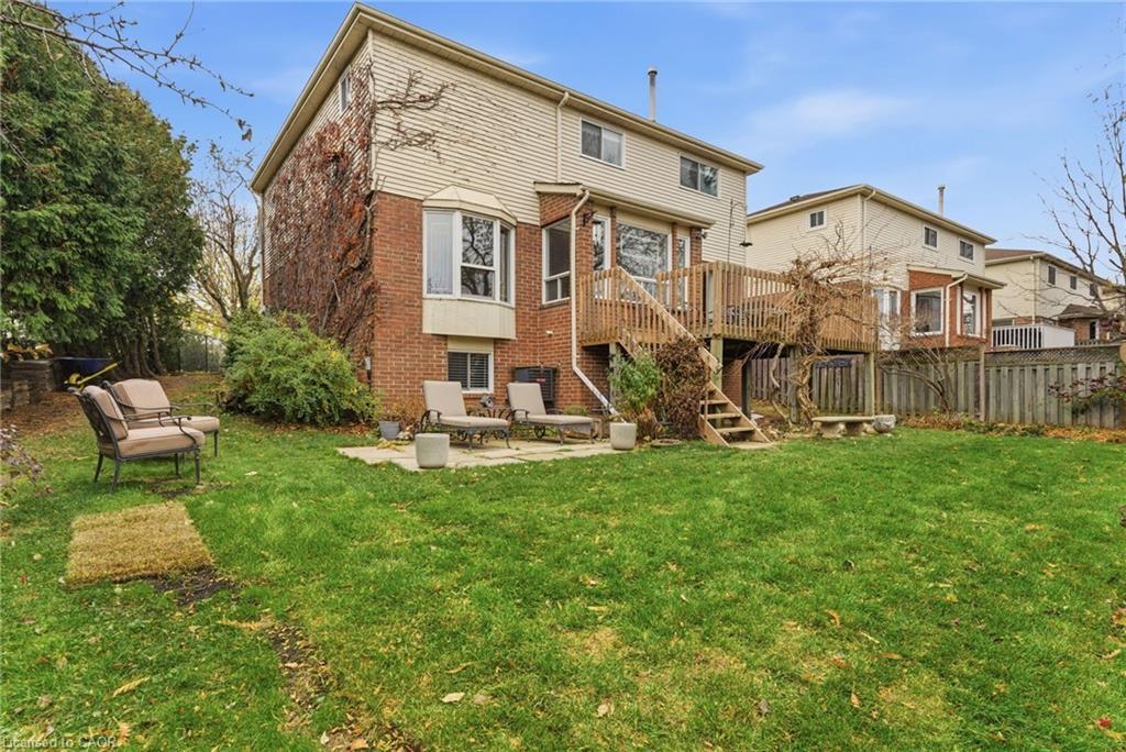 2163 Winding Way, Burlington, ON - Outdoor