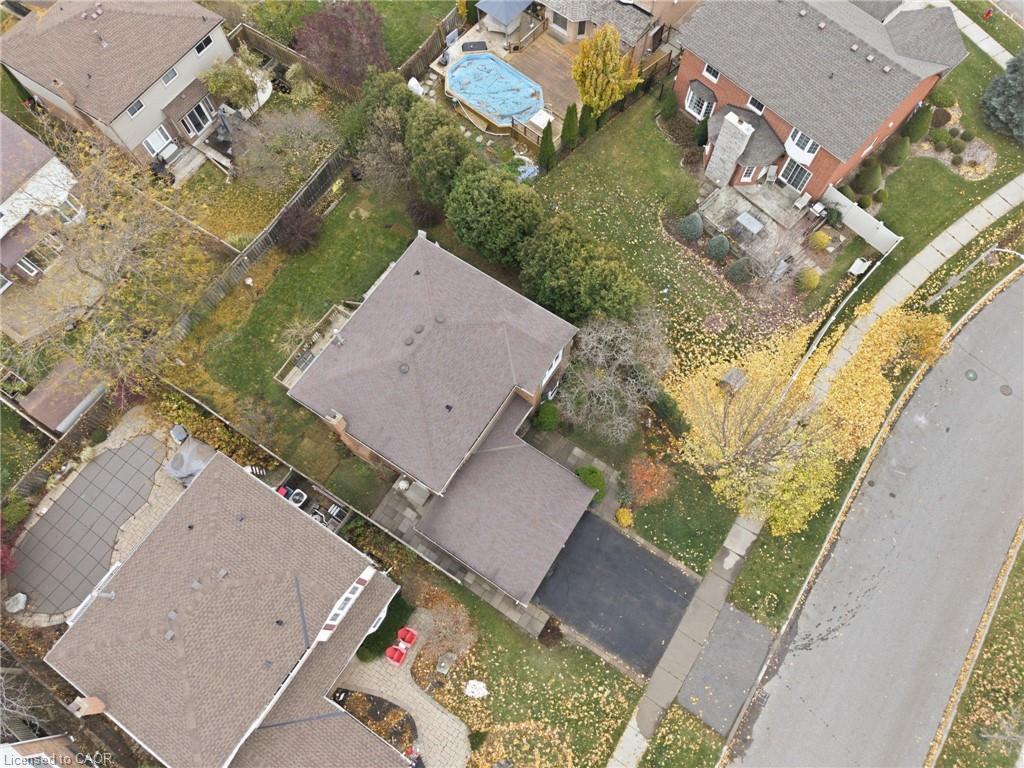 2163 Winding Way, Burlington, ON - With View