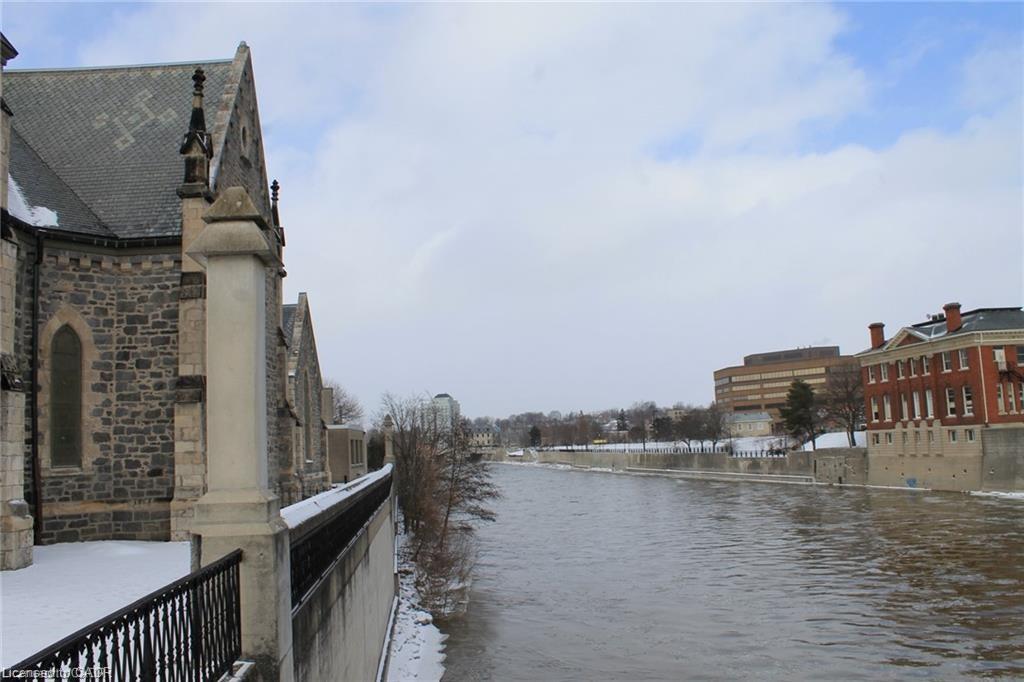 1311-50 Grand Avenue S, Cambridge, ON - Outdoor