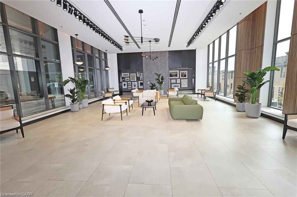 1311-50 Grand Avenue S, Cambridge, ON - Indoor Photo Showing Other Room