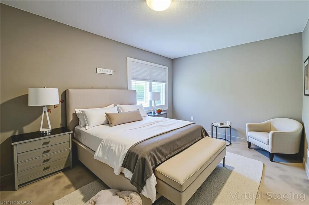 128 Montreal Circle, Stoney Creek, ON - Indoor Photo Showing Bedroom