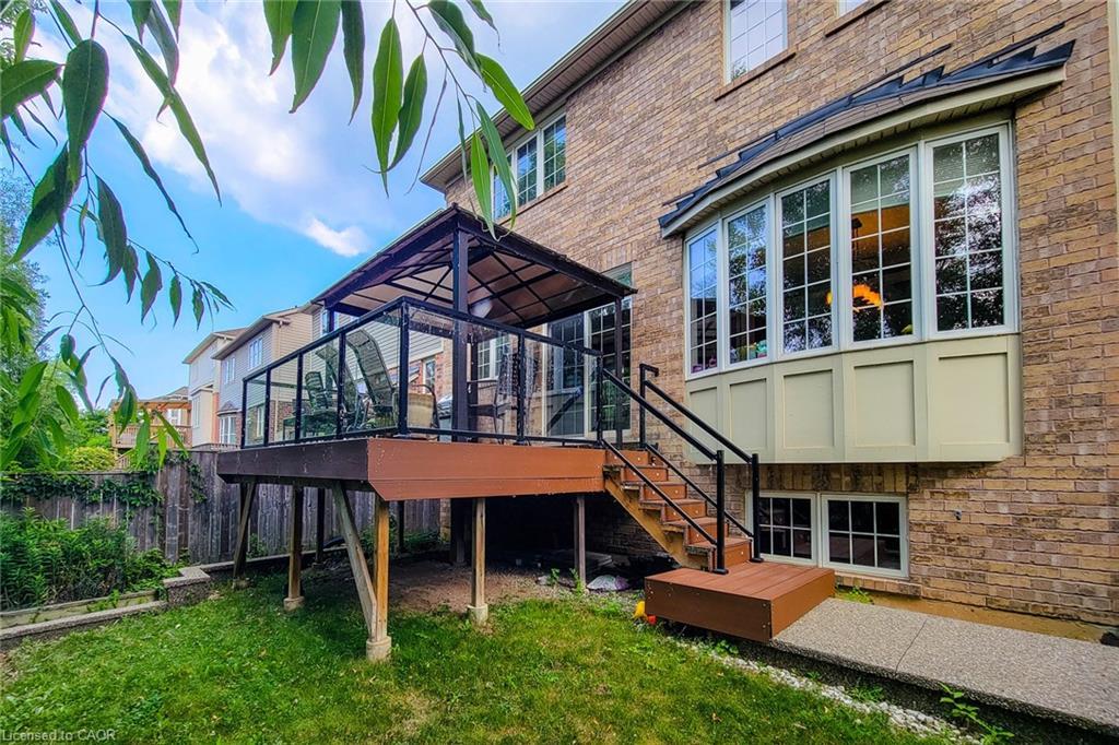 128 Montreal Circle, Stoney Creek, ON - Outdoor With Deck Patio Veranda
