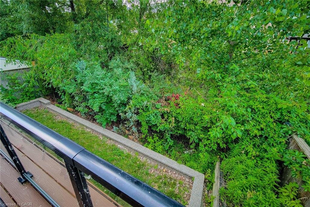 128 Montreal Circle, Stoney Creek, ON - Outdoor