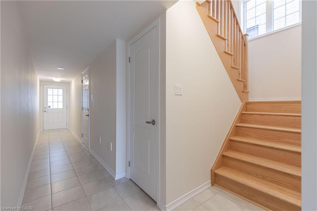 35-8317 Mulberry Drive, Niagara Falls, ON - Indoor Photo Showing Other Room