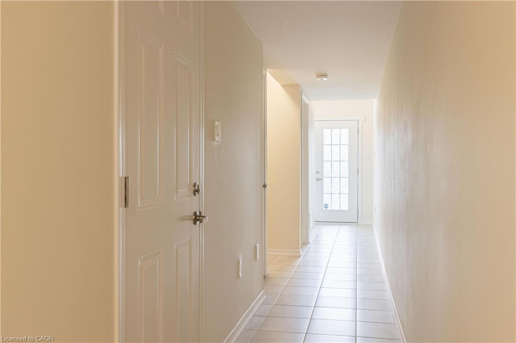 35-8317 Mulberry Drive, Niagara Falls, ON - Indoor Photo Showing Other Room