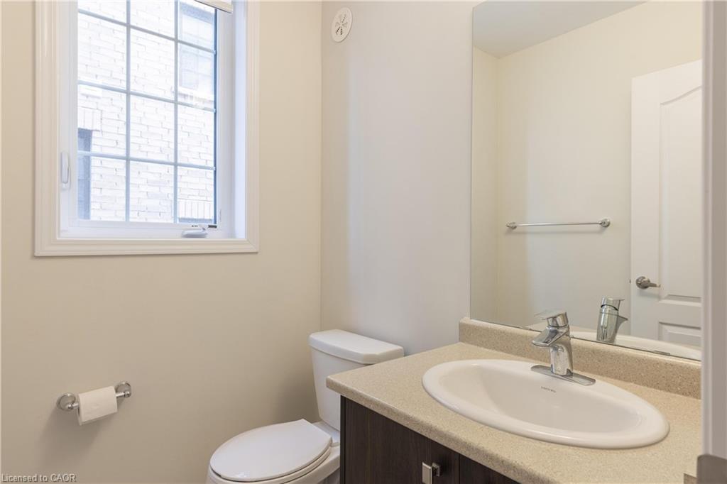 35-8317 Mulberry Drive, Niagara Falls, ON - Indoor Photo Showing Bathroom